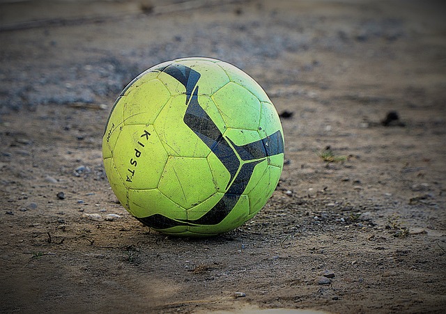 跃打开了曼 跃打开了曼