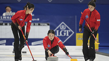 恩本賽季在 恩本賽季在